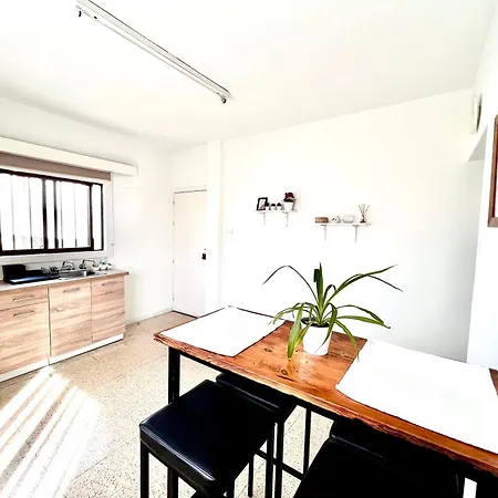 Apt On The Street Of Bars&nightclubs In 11 Appartement Ayía Nápa