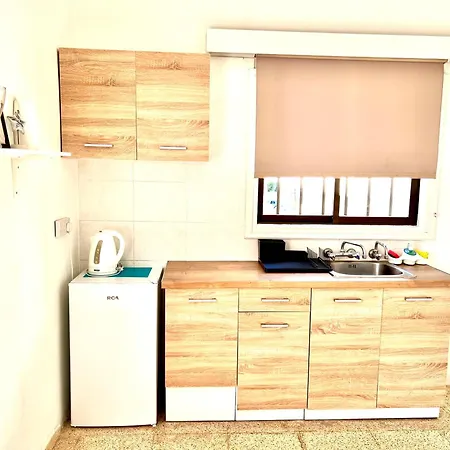Appartement Apt On The Street Of Bars&nightclubs In 11 Ayía Nápa